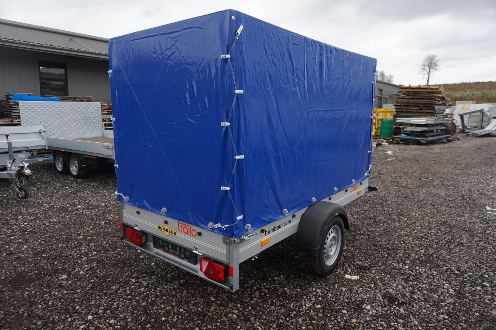 Humbaur Startrailer H 752513 750kg ungebremst Ladefläche 2,51 x 1,31 m mit Plane 1,50m blau – Bild 4
