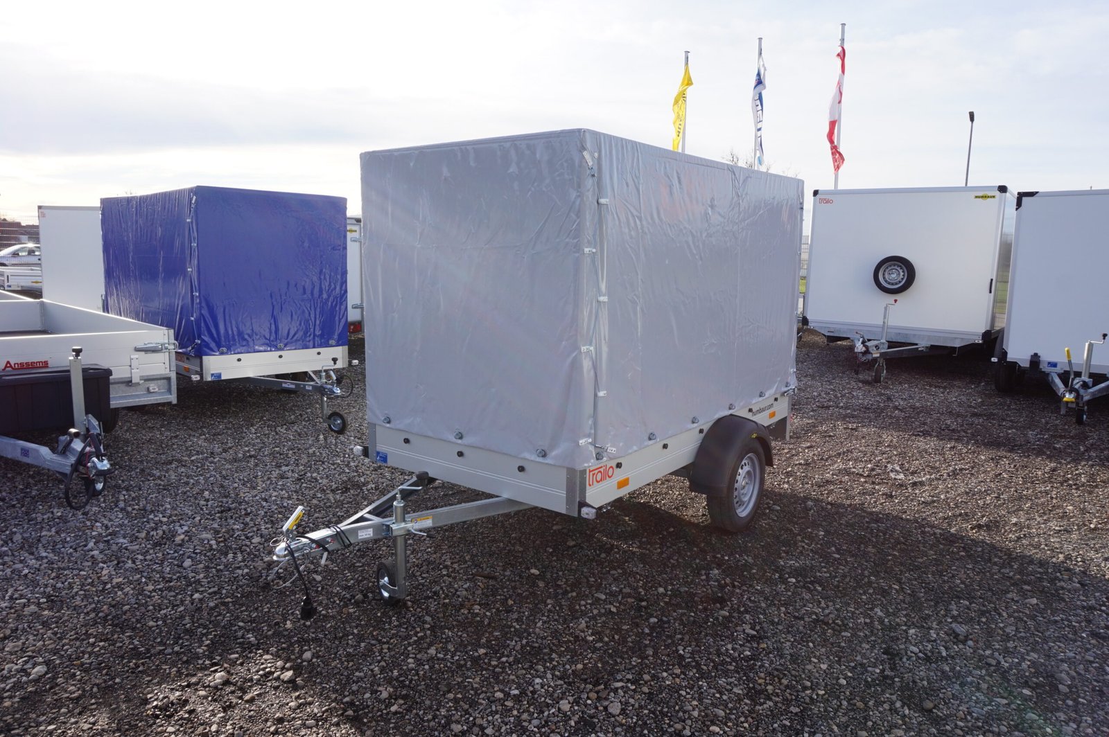 Humbaur Startrailer H 752513 750kg ungebremst Ladefläche 2,51 x 1,31 m mit Plane 1,80m grau
